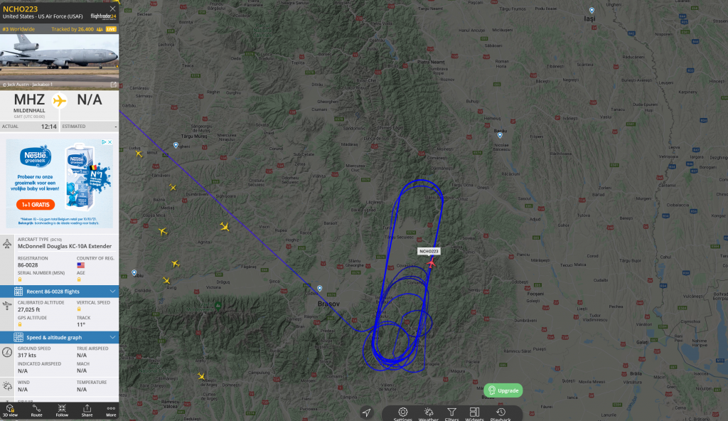 Screenshot 2022-02-24 at 18-42-22 Live Flight Tracker - Real-Time Flight Tracker Map Flightradar24.png