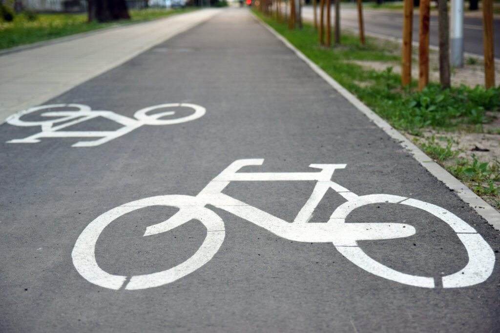 What solutions are being considered to finance cycling infrastructure?